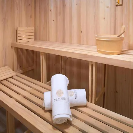 Dom wakacyjny Lovely In With Sauna